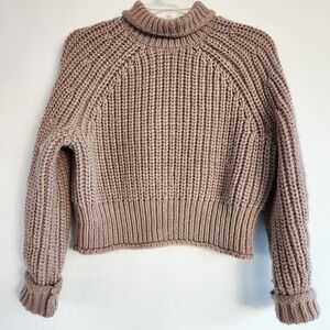 Chunky Knit Turtleneck Sweater - Tan